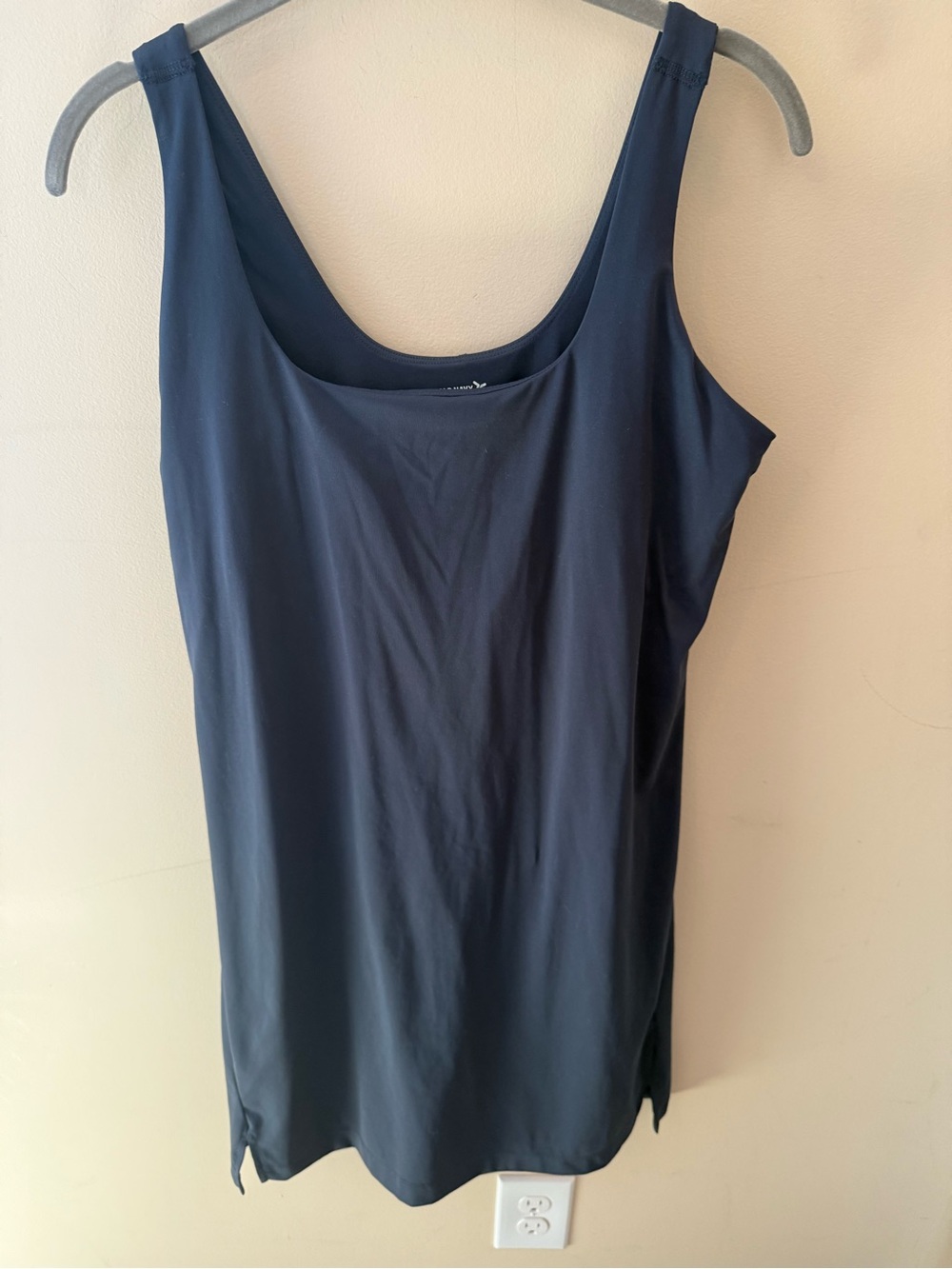 Old Navy Active Powersoft Dress sleeveless navy built in shorts size Large